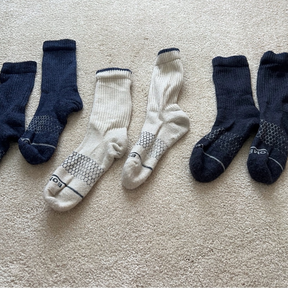 4 pair of Bombas socks